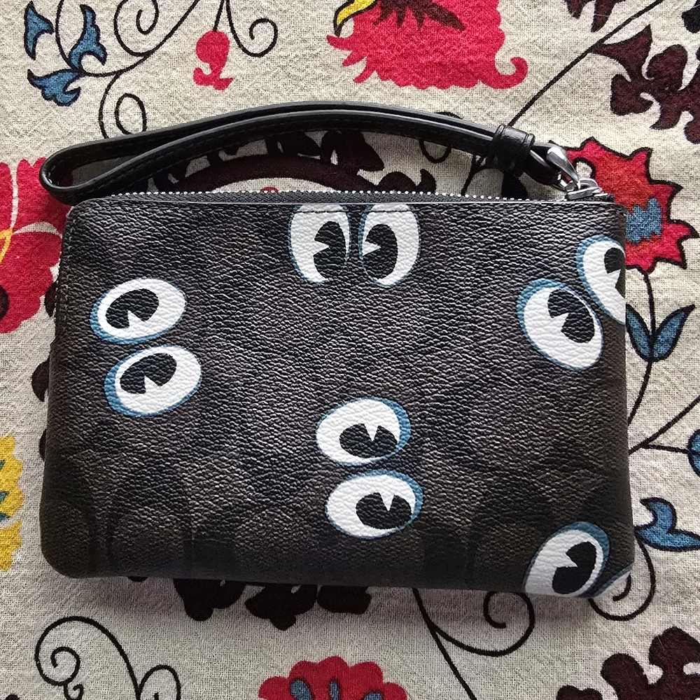 NWT Coach Corner Zip Wristlet In Signature Canvas With Halloween Eyes